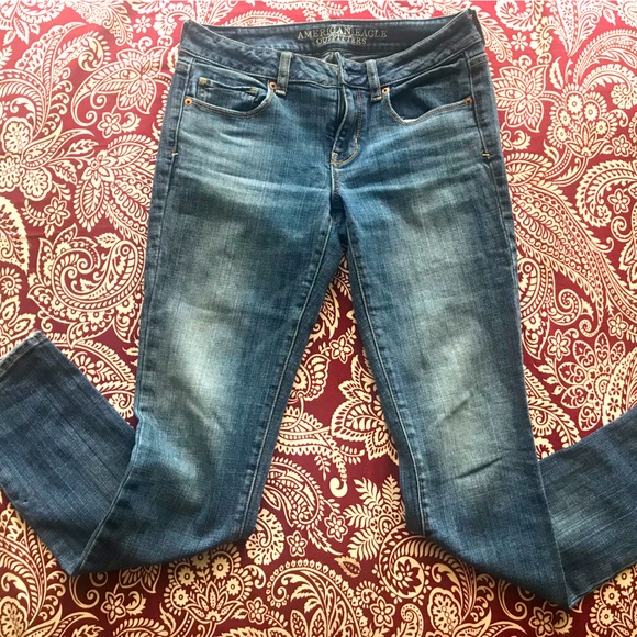 American Eagle Outfitters Denim Jeans Size 4 - Picture 1 of 2